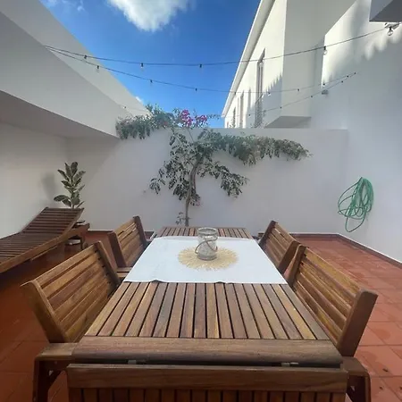 Casa Sonia Great Location Quiet Area Easy Access Nyaraló *