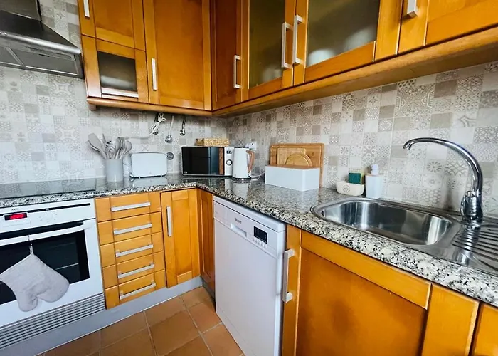 Nyaraló Casa Sonia Great Location Quiet Area Easy Access